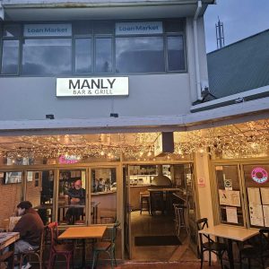 Ligthbox of bar and grill (1)